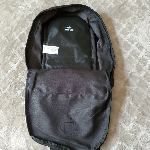 Roots 73 backpack - Picture 2 of 5